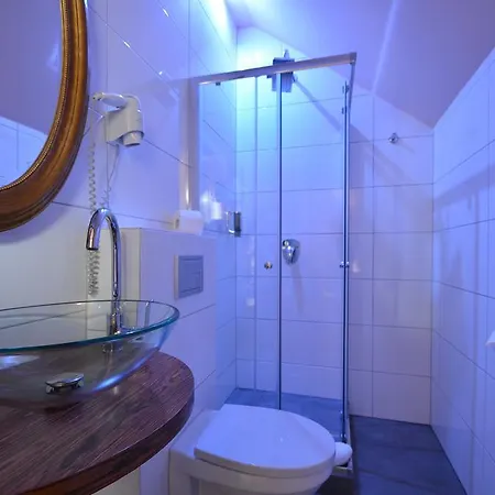Dworek Nad Rega Otel Trzebiatow nad Rega