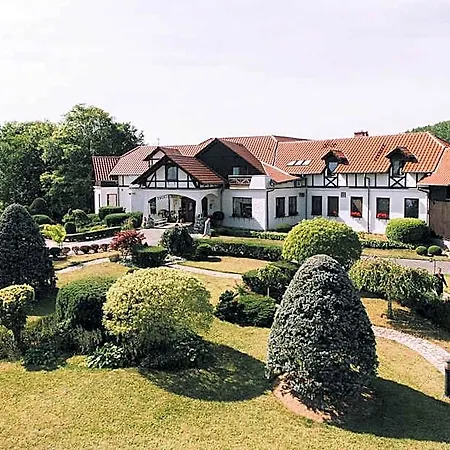 Dworek Nad Rega Otel Trzebiatow nad Rega