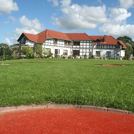 Отель Dworek Nad Rega Trzebiatow nad Rega