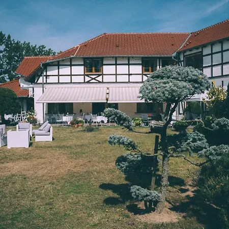 Dworek Nad Rega Отель