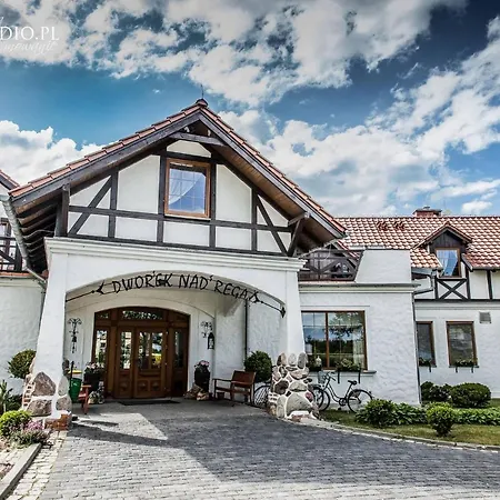 Отель Dworek Nad Rega Trzebiatow nad Rega