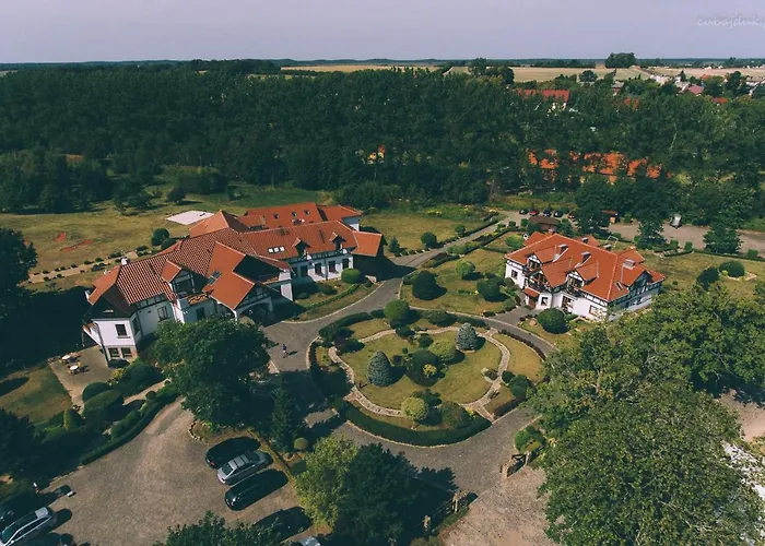 Hotel Dworek Nad Rega